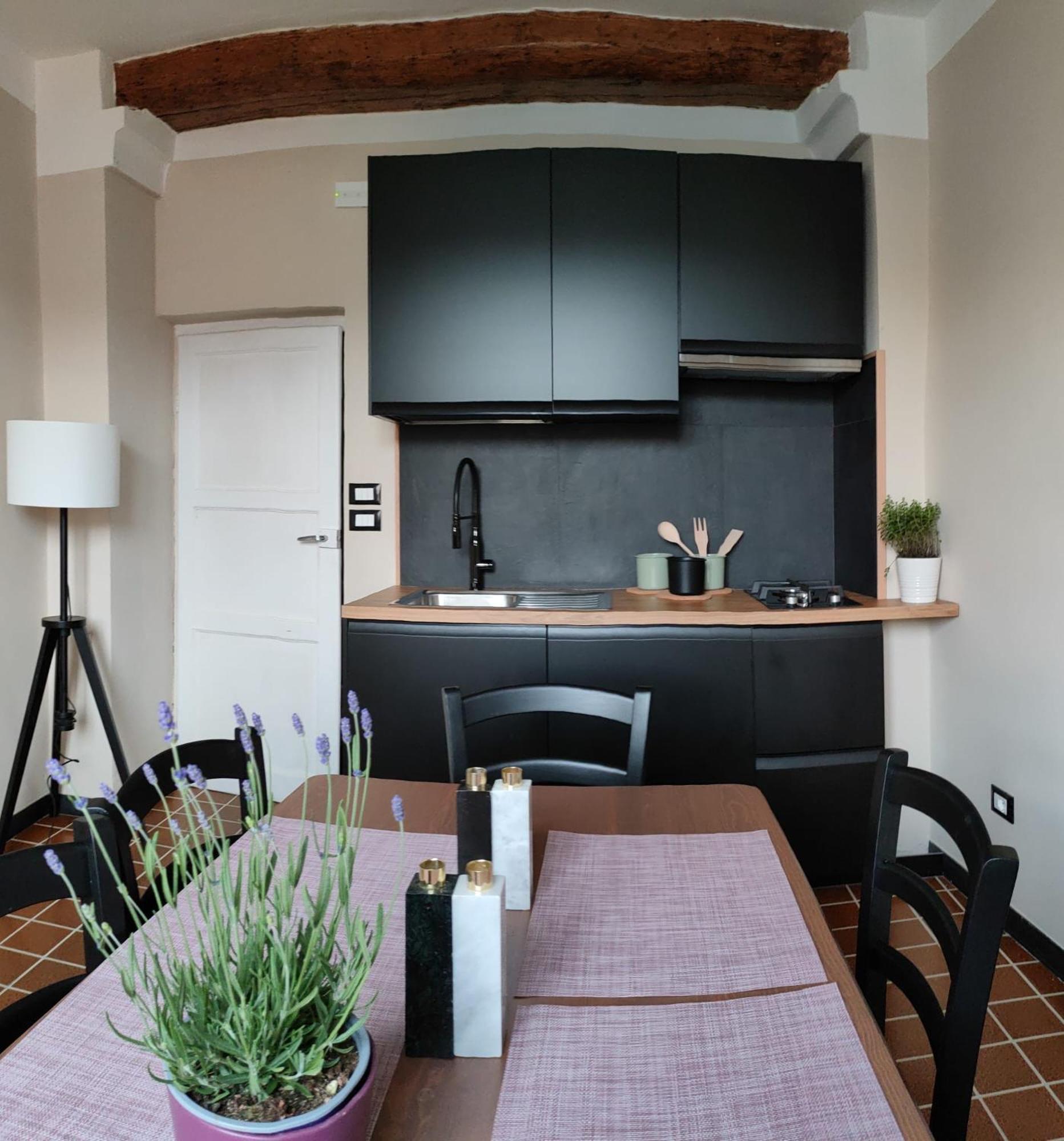 Apartment Molo27 Genoa
